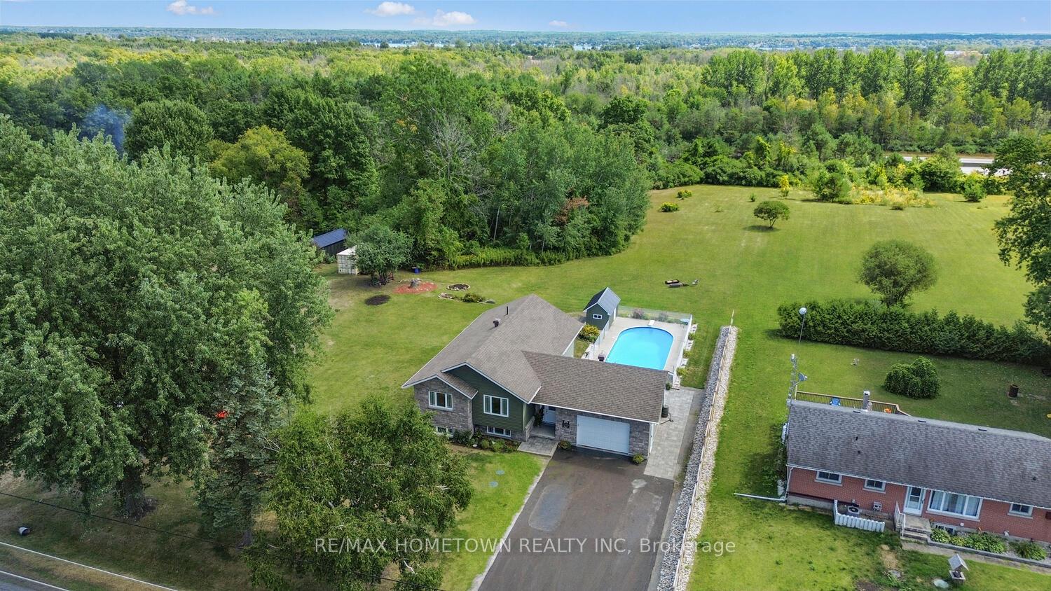 2915-2nd-concession-elizabethtown-kitley-ontario-x13021428
