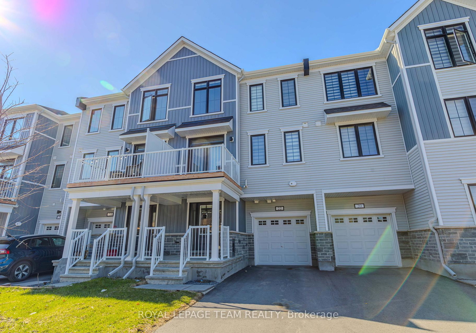 22-stitch-mews-ottawa-ontario-x13021440