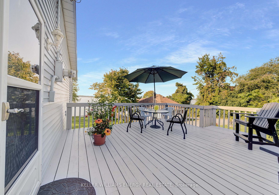 102-bishop-lane-prince-edward-county-ontario-x13021460