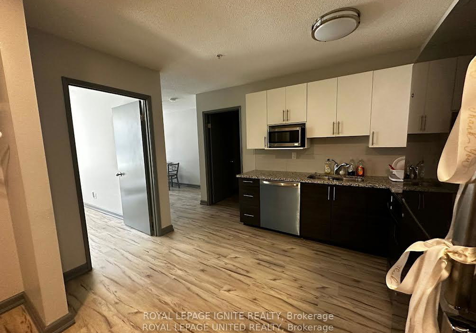 258a-sunview-street-waterloo-ontario-x13021556