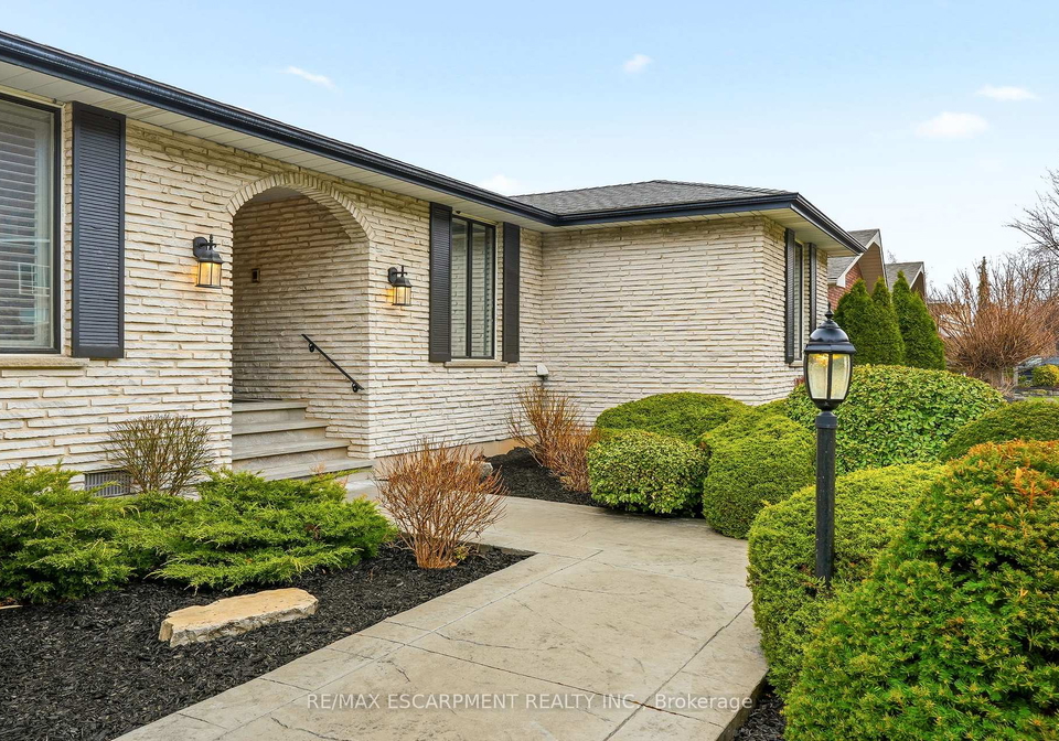 43-maple-drive-hamilton-ontario-x13021636