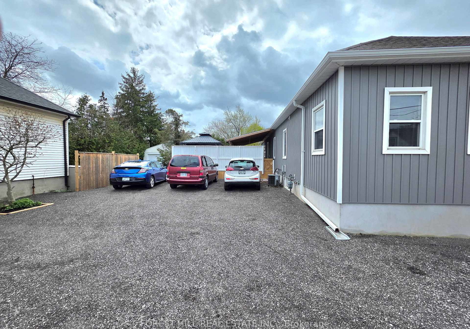 390-glendale-avenue-st-catharines-ontario-x13021698