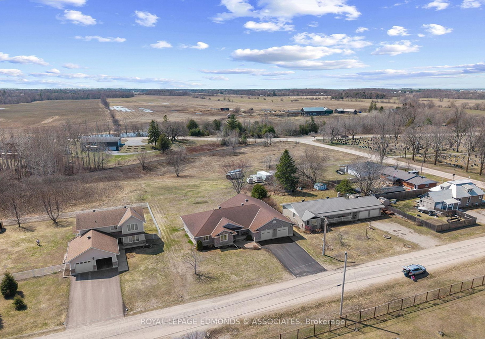 17-minto-street-whitewater-region-ontario-x13022032