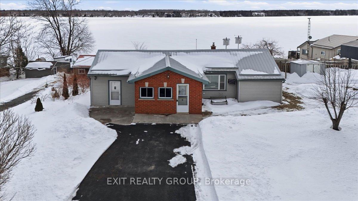 1083-lakeside-drive-prince-edward-county-ontario-x13022136
