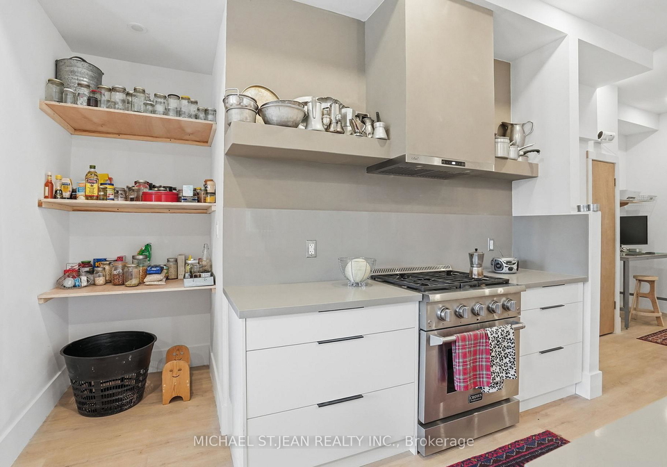 472-barton-street-e-hamilton-ontario-x13022264