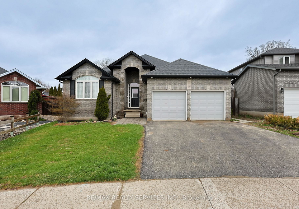 49-woodhatch-crescent-ingersoll-ontario-x13022502