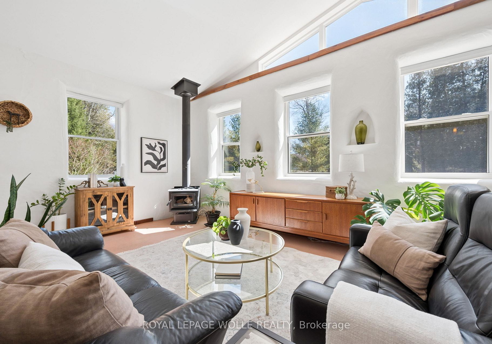 5578-11th-line-minto-ontario-x13022990