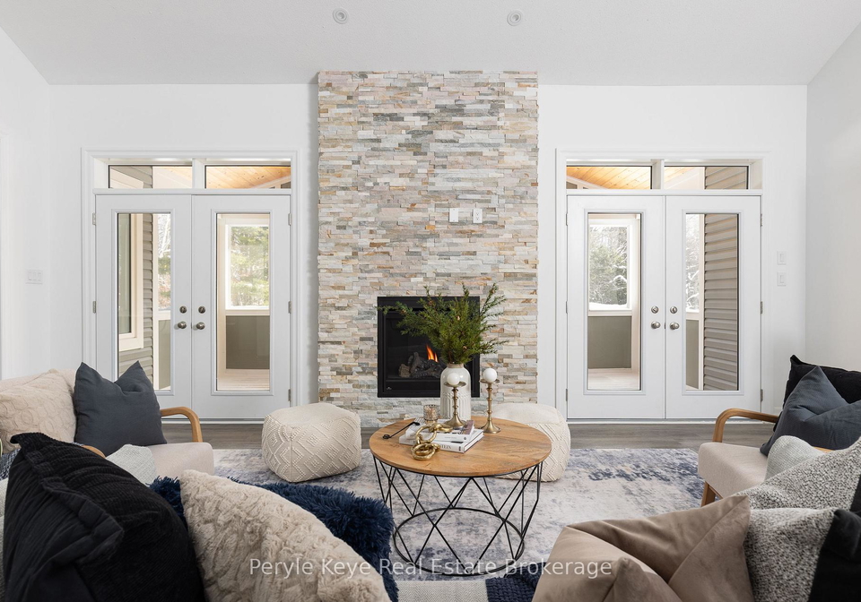 30-dyer-crescent-bracebridge-ontario-x13023396