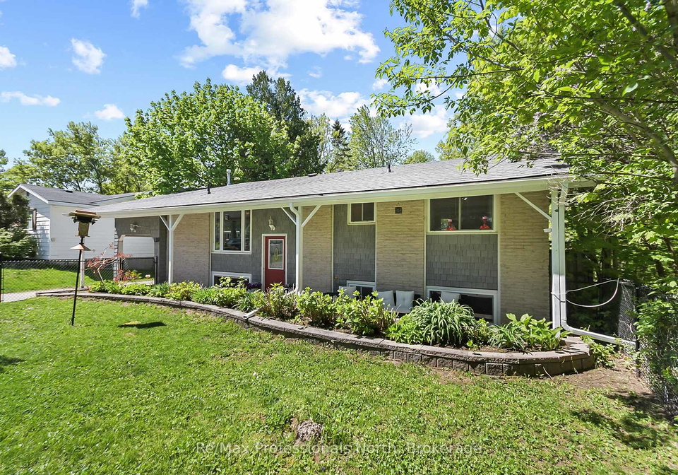110-fraser-street-gravenhurst-ontario-x13023462