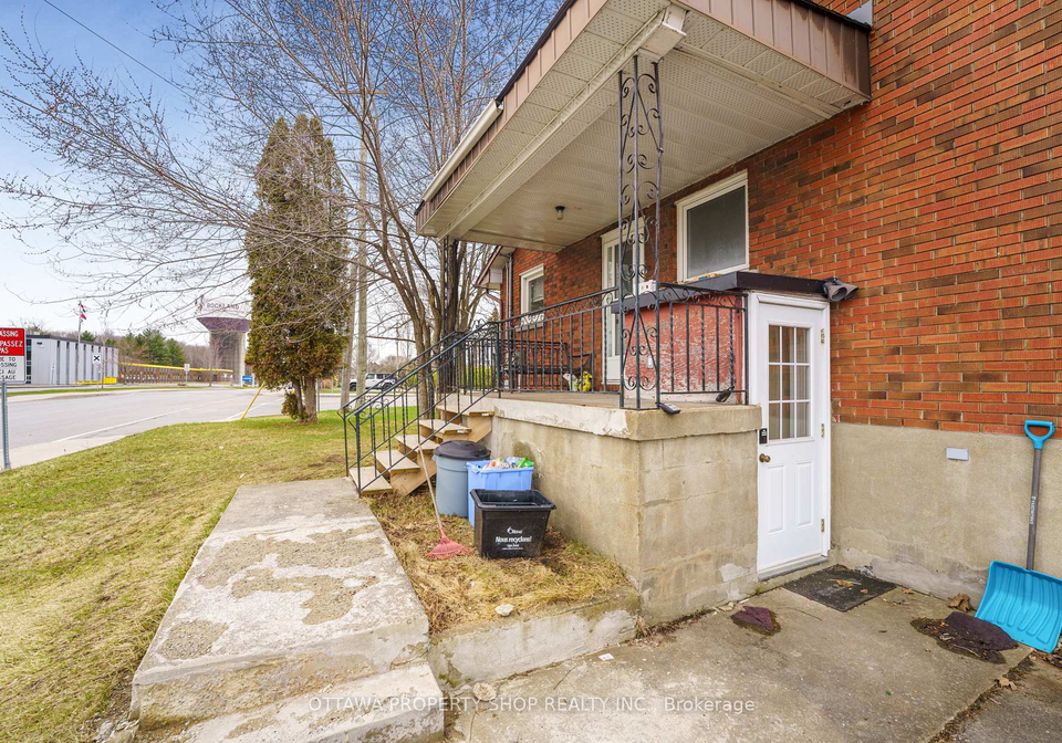 1652-chene-street-clarence-rockland-ontario-x13023716