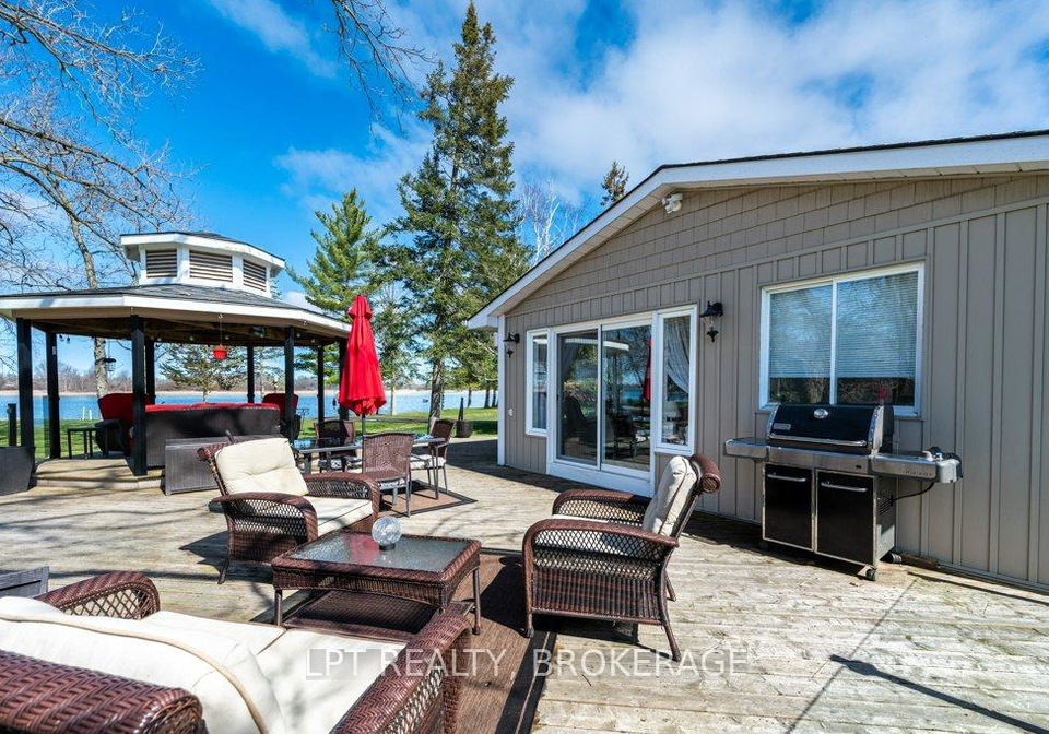 1137i-county-9-road-greater-napanee-ontario-x13023728