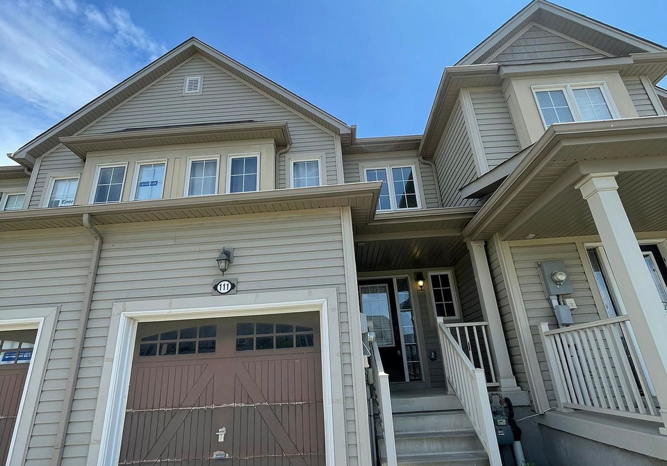 111-bisset-avenue-brantford-ontario-x13023984
