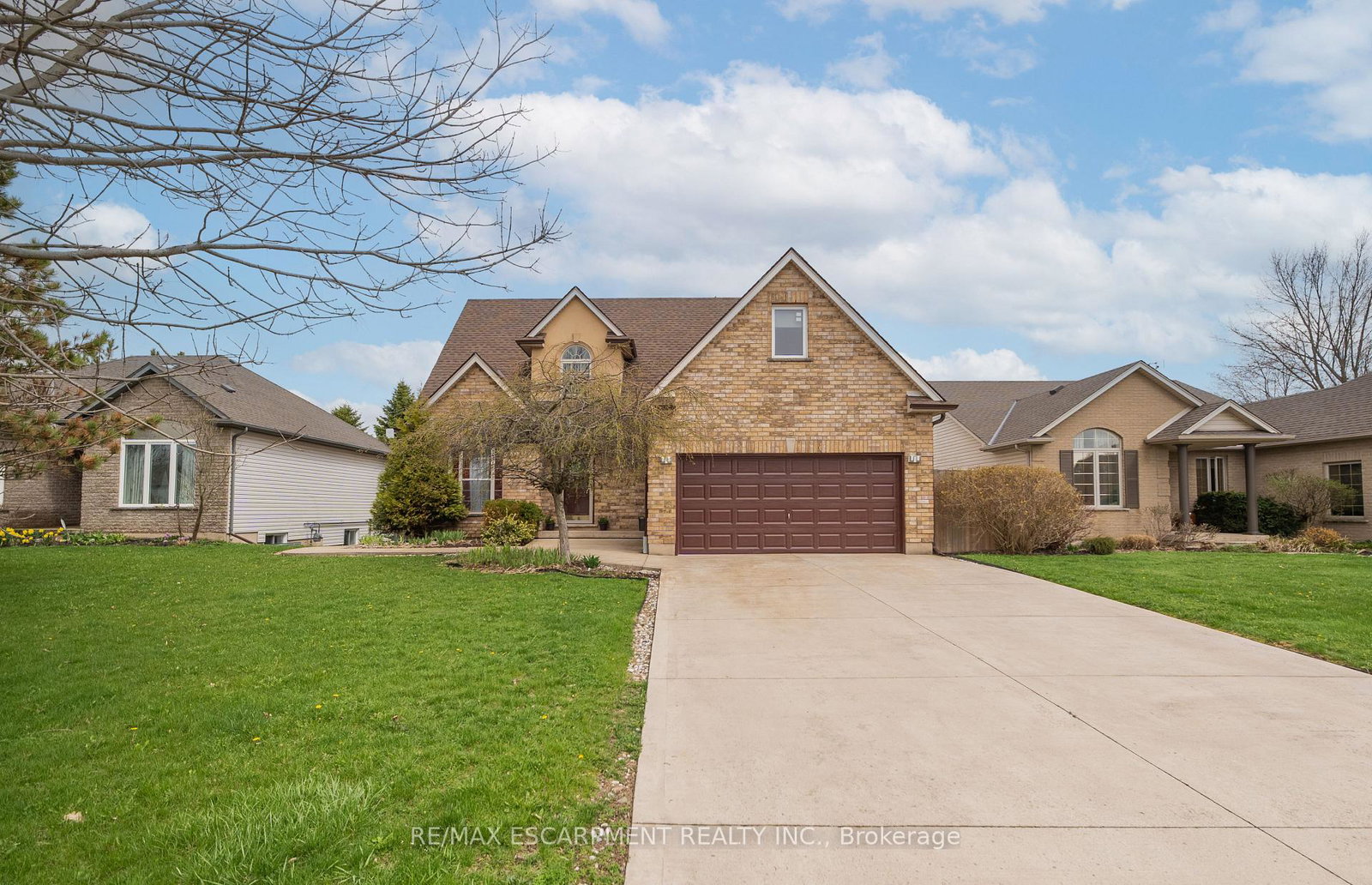 426-barrington-court-fort-erie-ontario-x13024198
