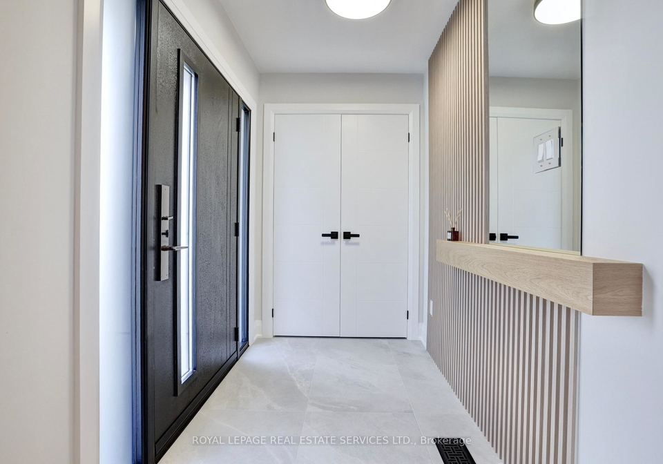 91-forestgate-drive-hamilton-ontario-x13024318