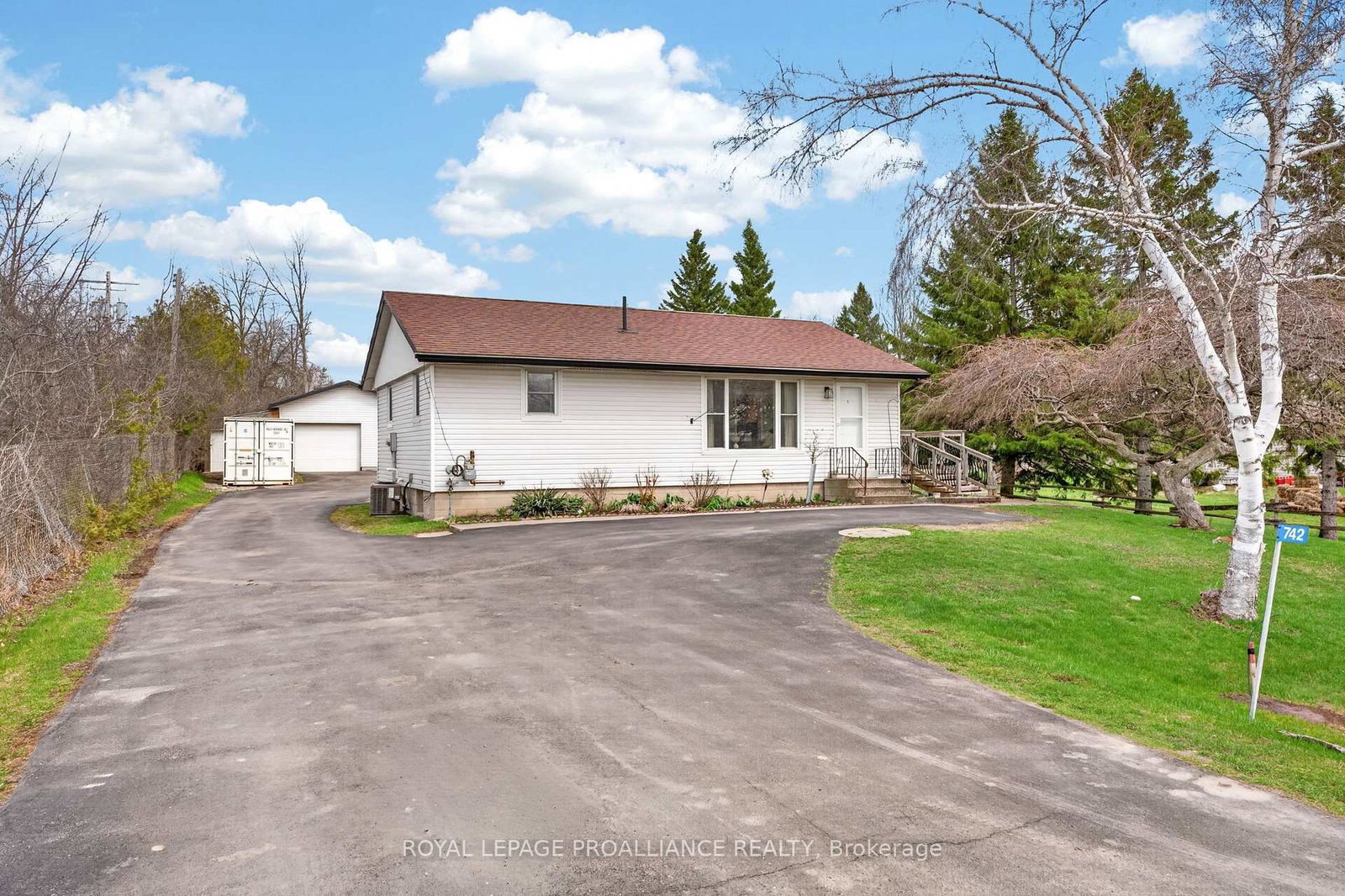 742-wallbridge-loyalist-road-belleville-ontario-x13024488