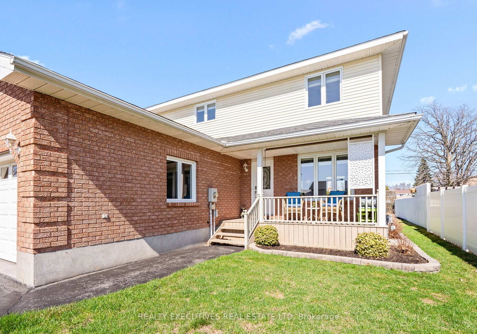 5520-bridlewood-court-south-dundas-ontario-x13024506