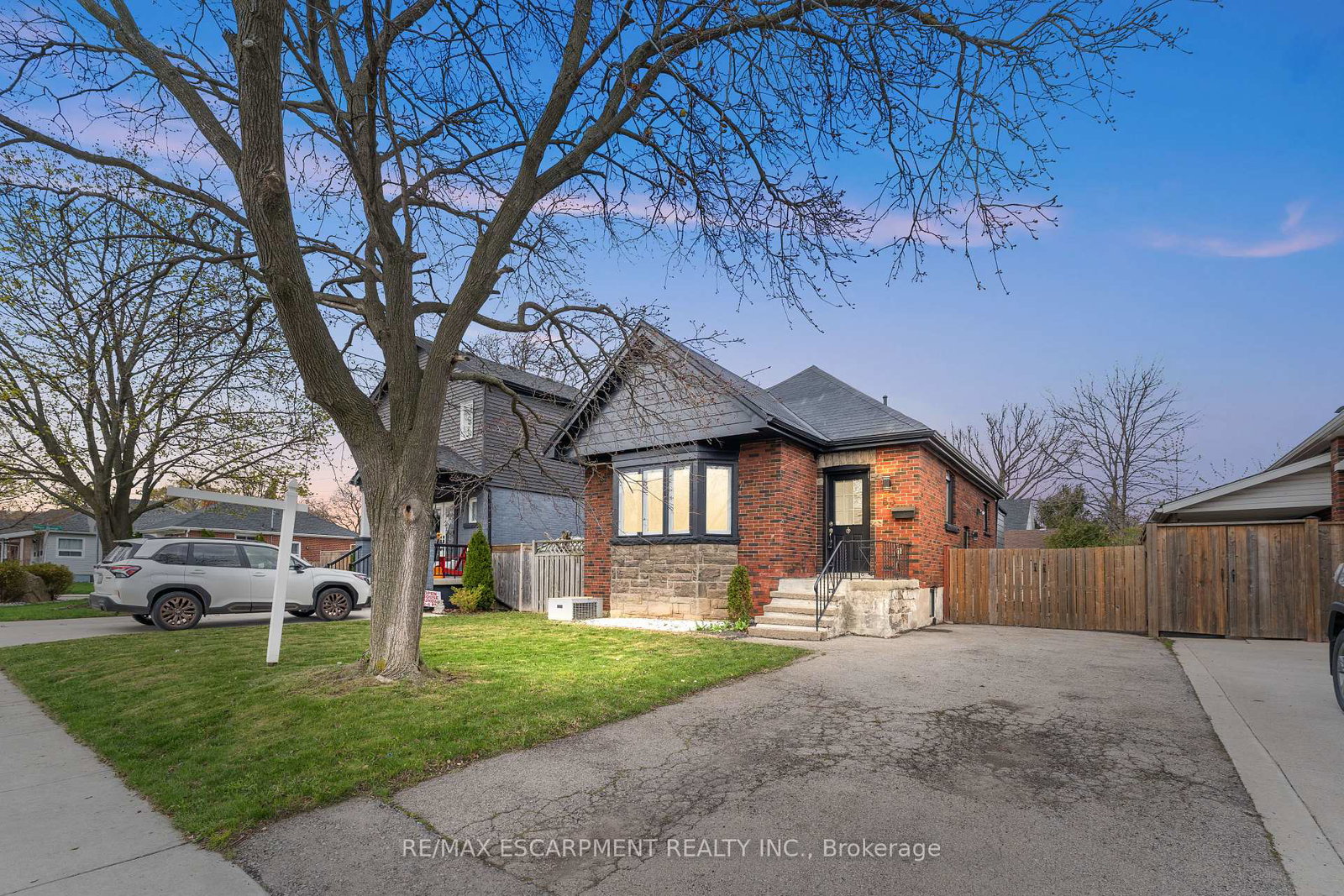 53-brucedale-avenue-e-hamilton-ontario-x13024546