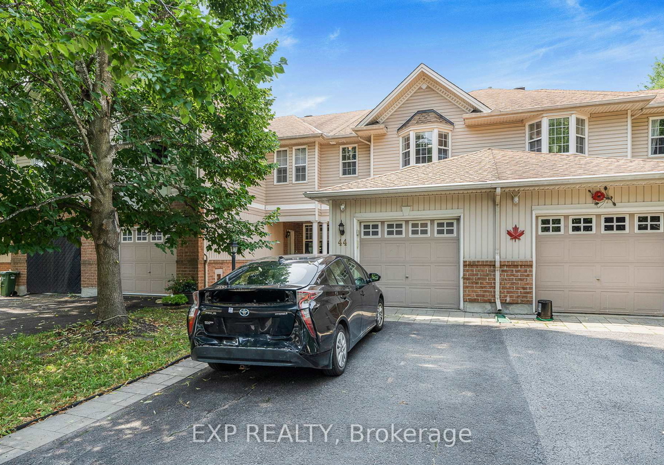 44-tobermory-crescent-kanata-ontario-x13024574