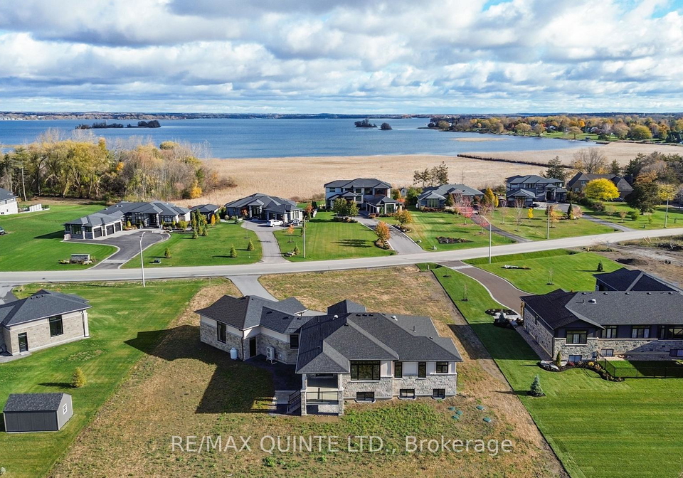 25-leaside-drive-prince-edward-county-ontario-x13025018