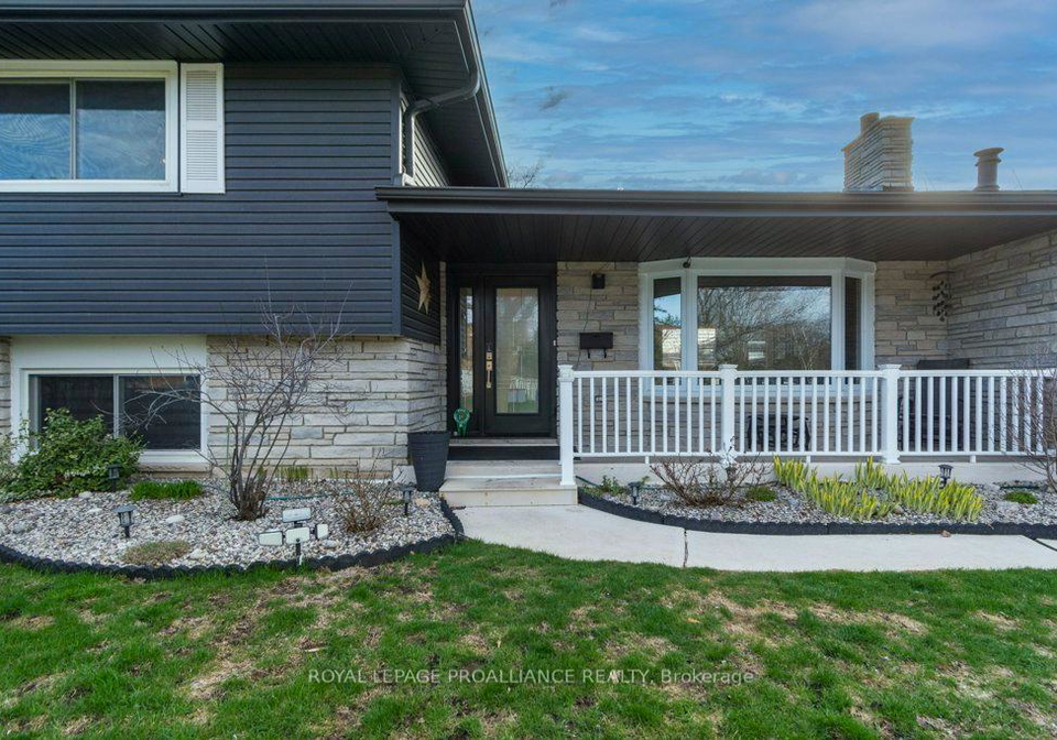 70-tripp-boulevard-quinte-west-ontario-x13025028