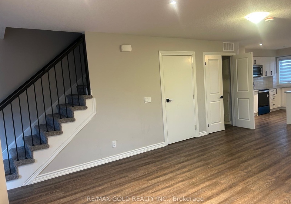 235-chapel-hill-drive-waterloo-ontario-x13025078