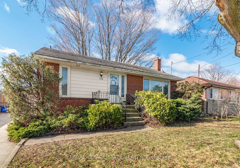 124-broker-drive-hamilton-ontario-x13025116