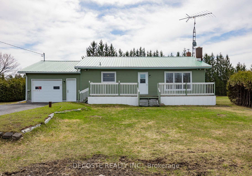 20076-county-43-road-north-glengarry-ontario-x13025138