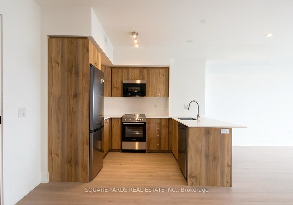 25-wellington-street-s-kitchener-ontario-x13025158