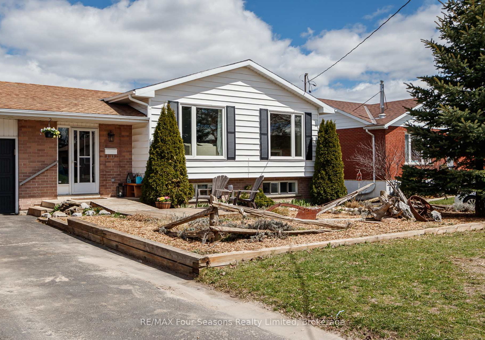 13-clugston-drive-grey-highlands-ontario-x13025330