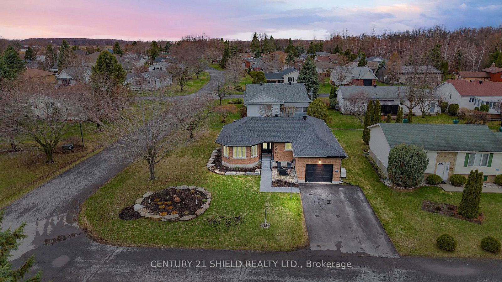 6291-maclean-court-south-glengarry-ontario-x13025362