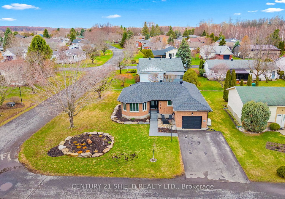 6291-maclean-court-south-glengarry-ontario-x13025362