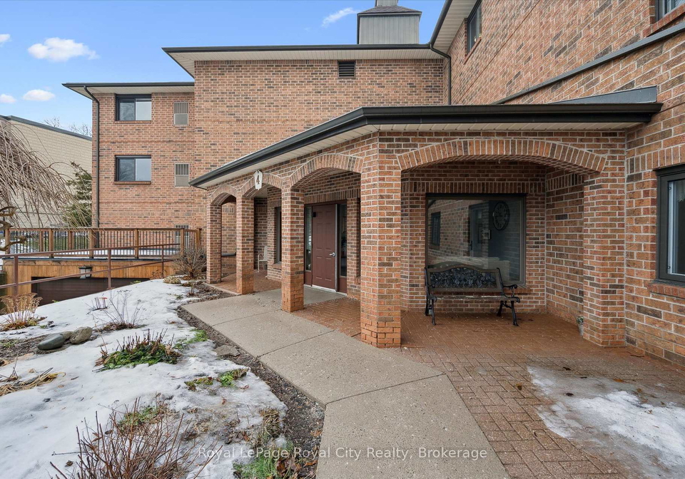 4-albert-street-cambridge-ontario-x13025532