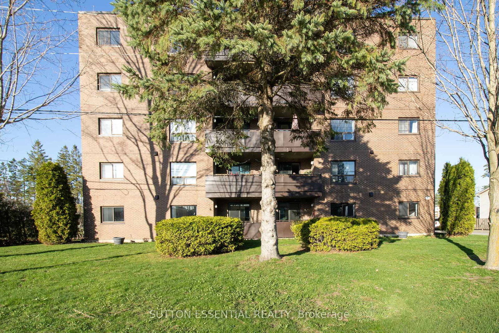 95-windsor-drive-brockville-ontario-x13025608