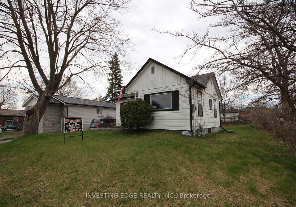 250-sidney-street-s-quinte-west-ontario-x13026204
