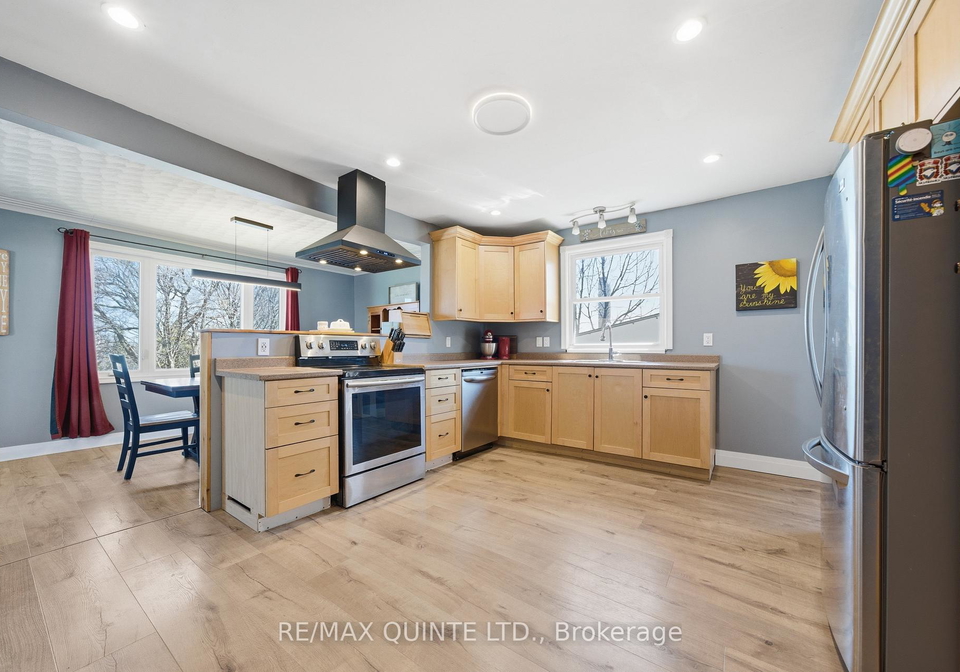 13-sutcliffe-boulevard-quinte-west-ontario-x13026338