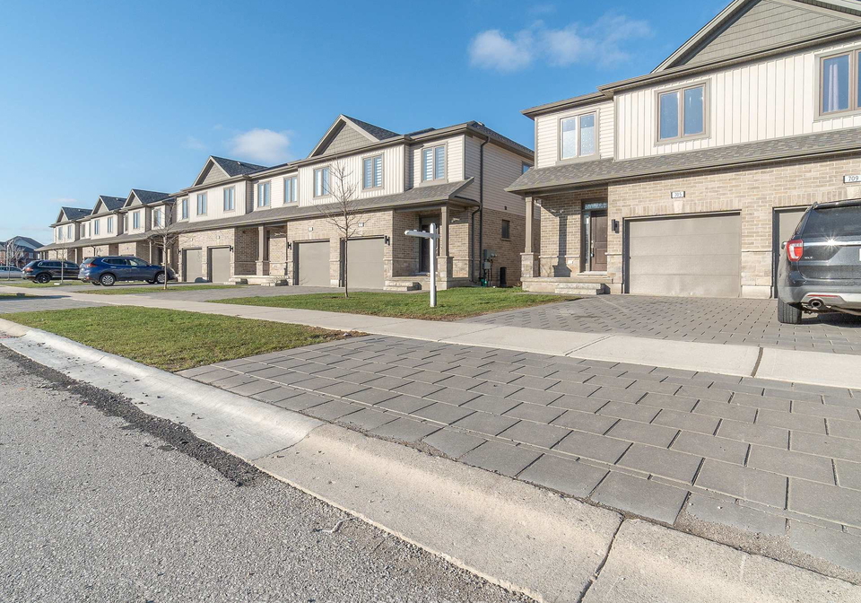 705-chelton-road-london-south-ontario-x13026592