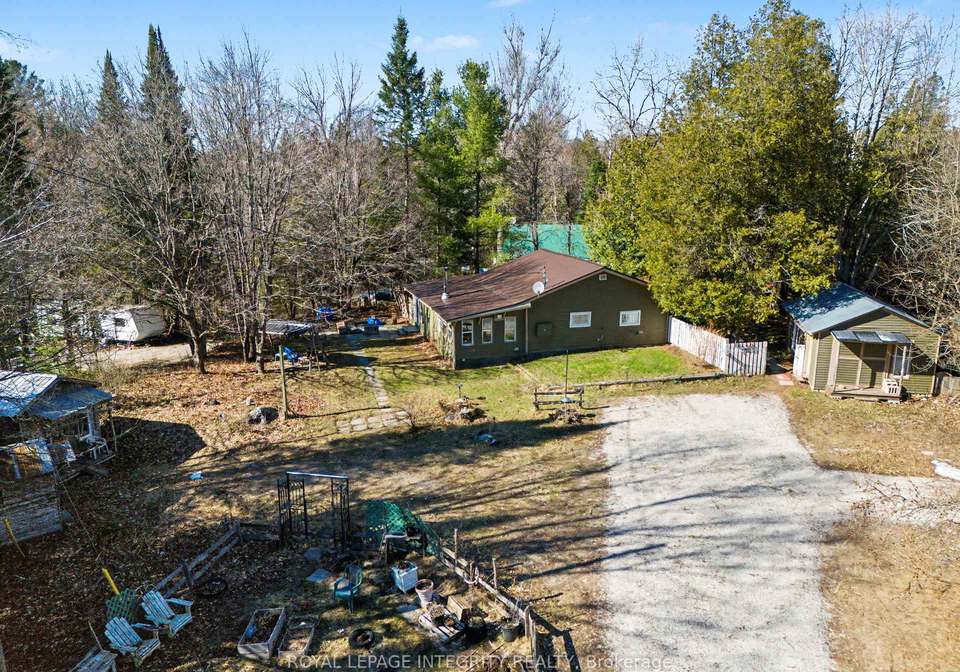 176-clyde-lane-lanark-highlands-ontario-x13026616