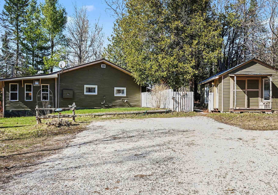 176-clyde-lane-lanark-highlands-ontario-x13026616