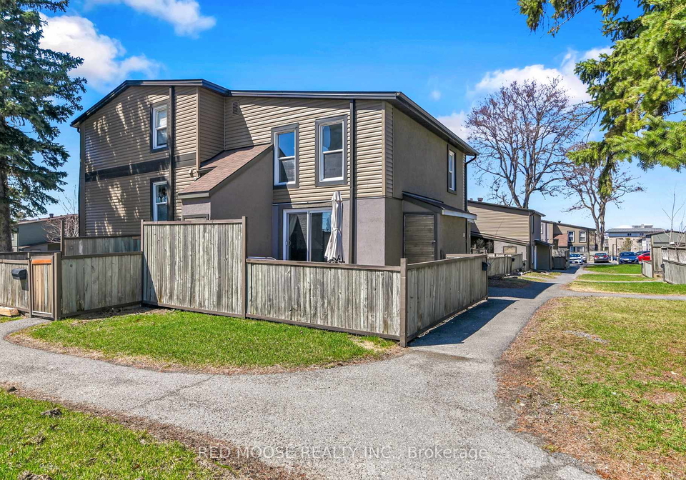 1250-mcwatters-road-ottawa-ontario-x13026844