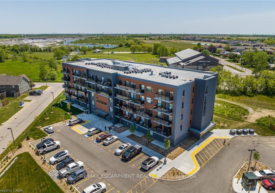 64-main-street-n-haldimand-ontario-x13026866