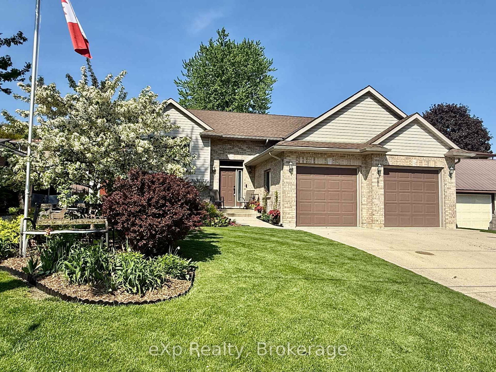 701-alma-street-brockton-ontario-x13026920