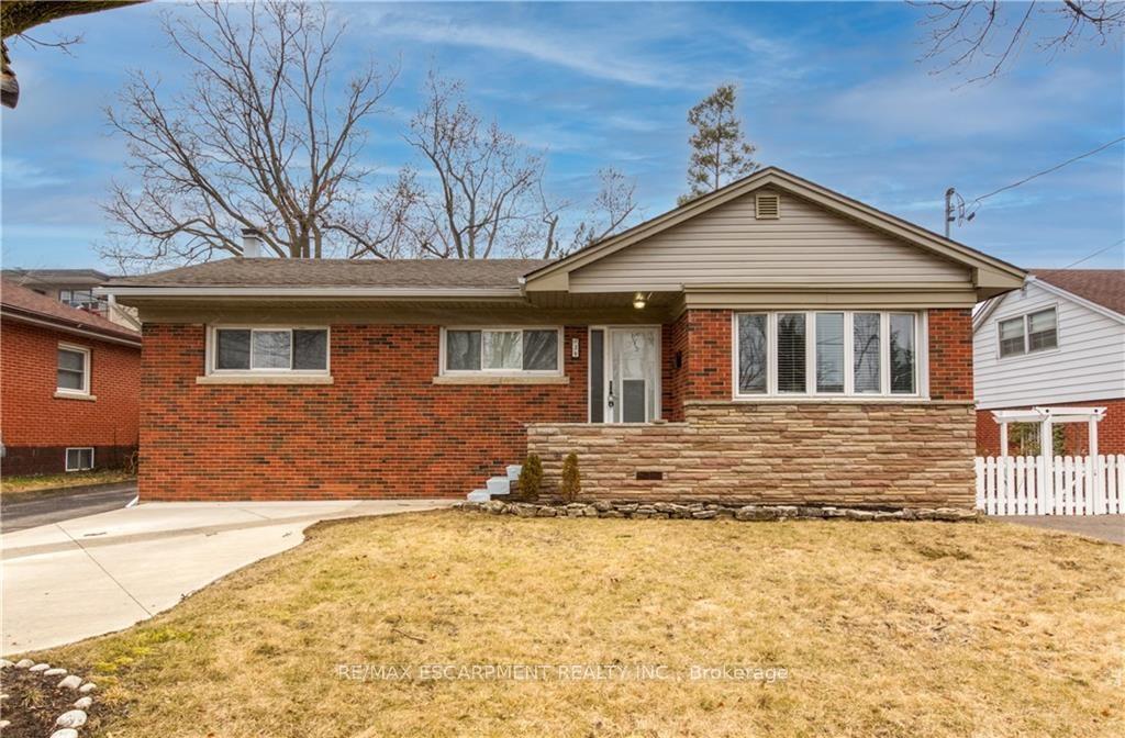 39-bland-avenue-hamilton-ontario-x13026924