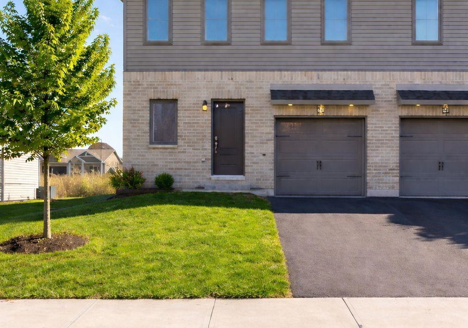 36-campbell-crescent-prince-edward-county-ontario-x13027058