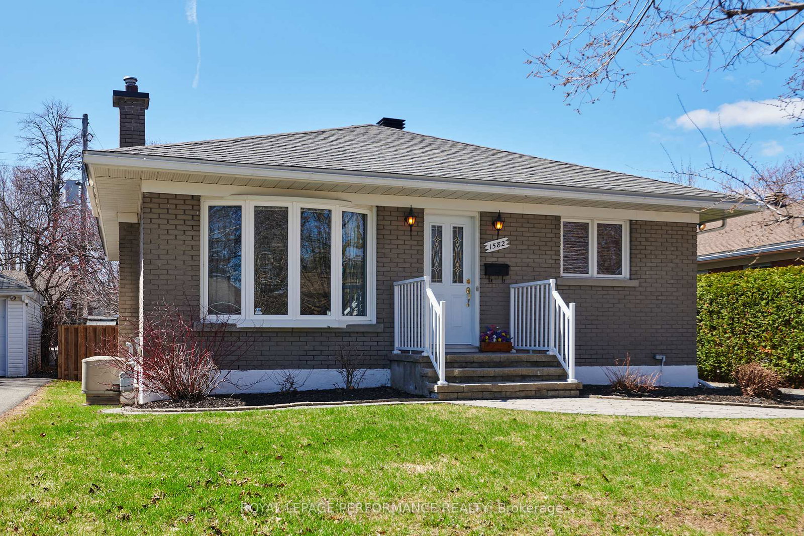 1582-digby-street-ottawa-ontario-x13027102
