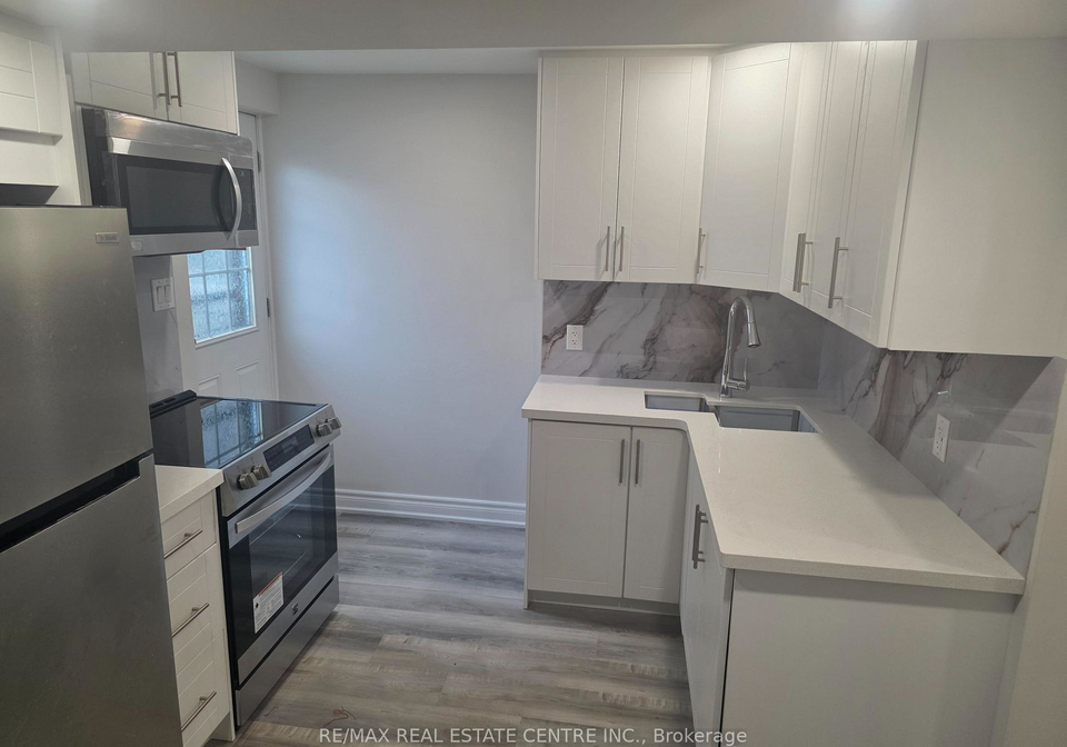 60-beston-drive-hamilton-ontario-x13027114