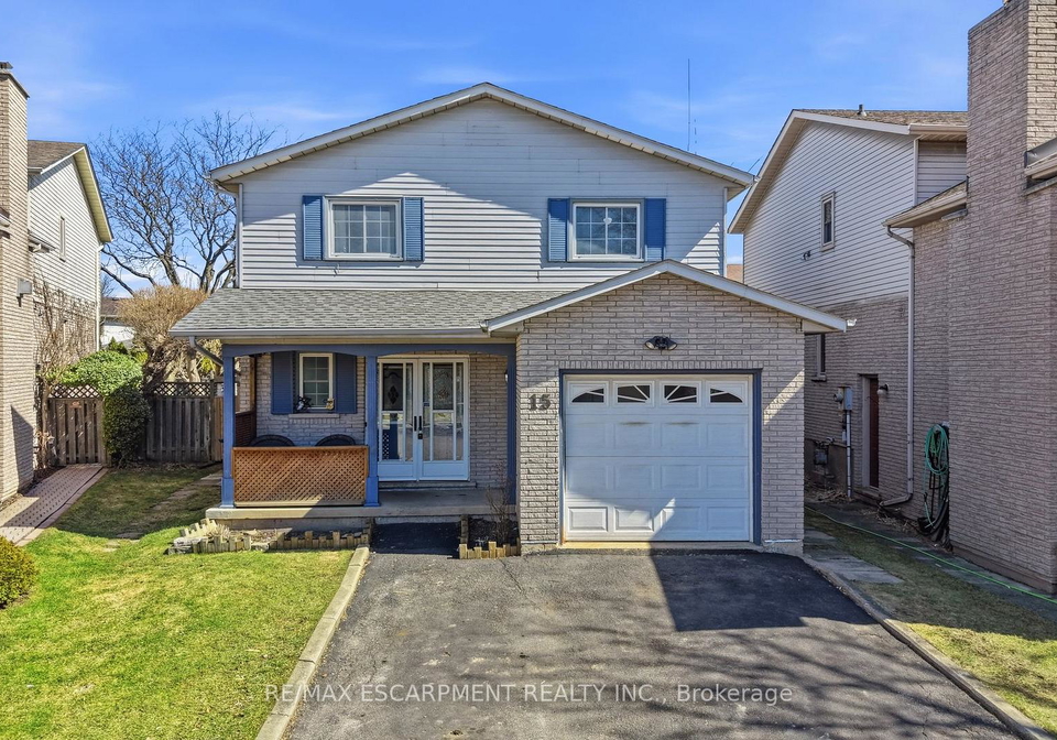 15-finch-place-hamilton-ontario-x13027120