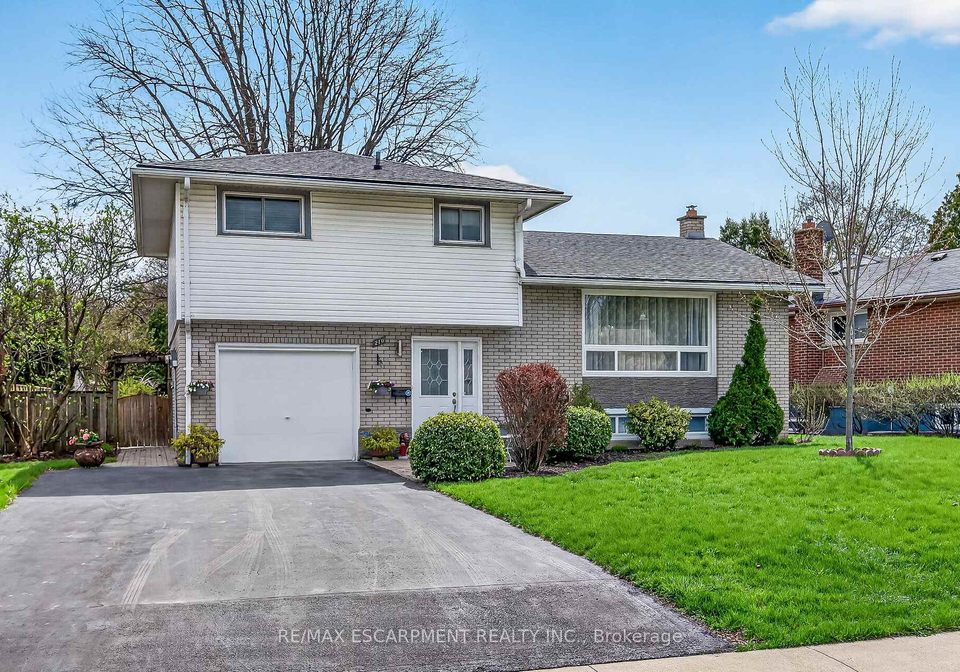 210-columbia-drive-hamilton-ontario-x13027382