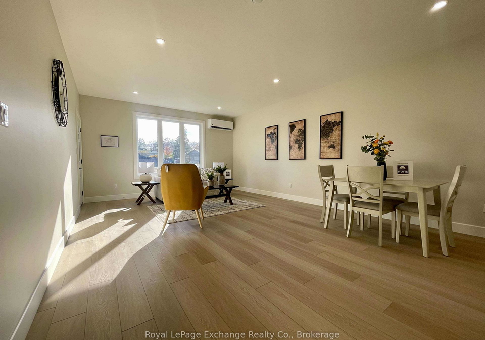 8-n-mercedes-crescent-n-kincardine-ontario-x13027554