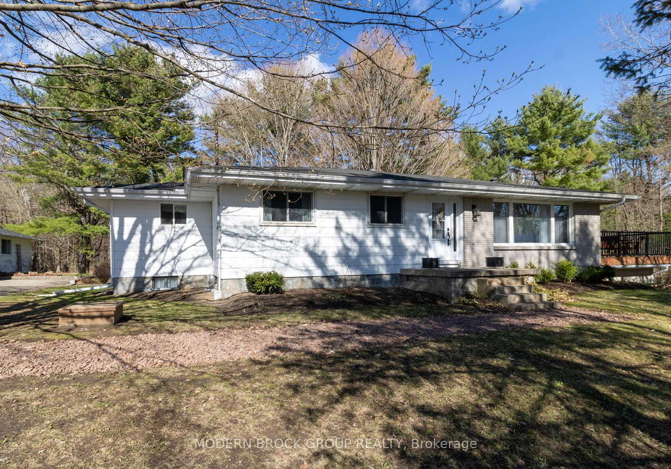 57-s-county-road-5-s-athens-ontario-x13027562