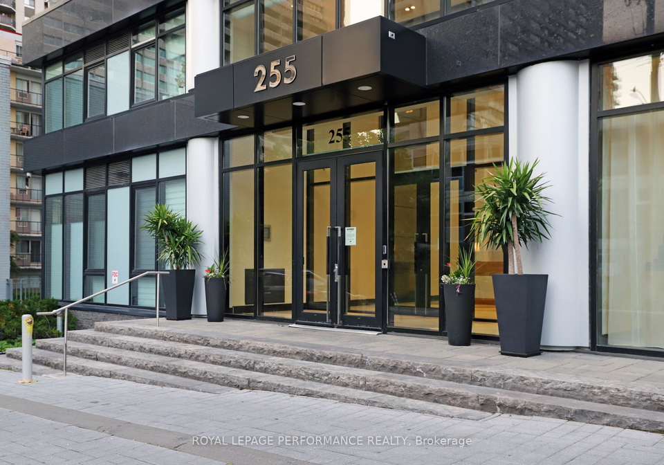 255-bay-street-ottawa-ontario-x13027854